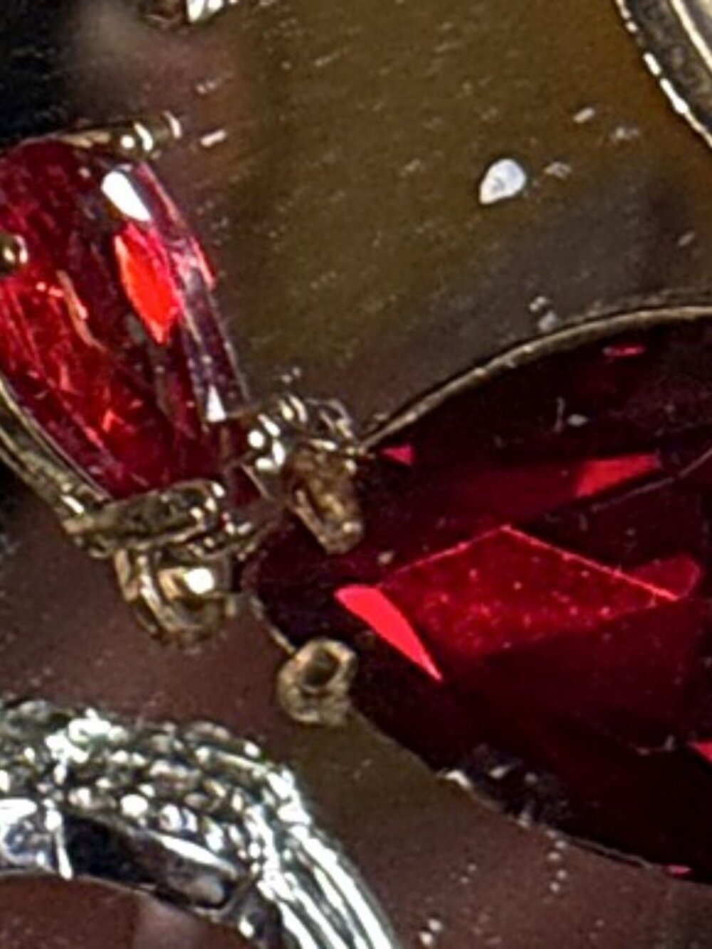 Vintage Red Teardrop Dangle Earrings Faceted Glass Gold Tone